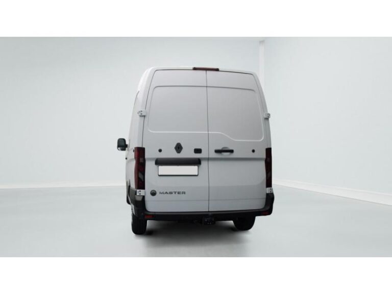 Renault Master fourgon FG BLUE DCI 130 3T5 TR ADVANCE - Image 04 (July 7, 2026)