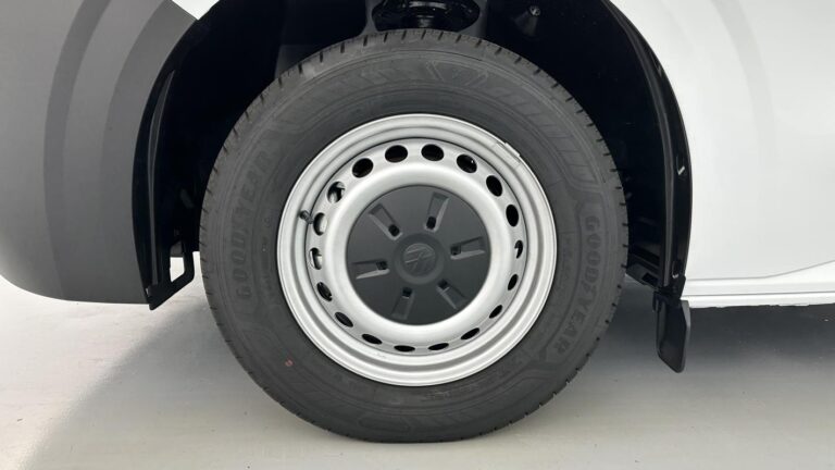 Volkswagen Transporter t7 van l1 2.0 tdi 150ch business bva8 - Image 10 (July 7, 2026)