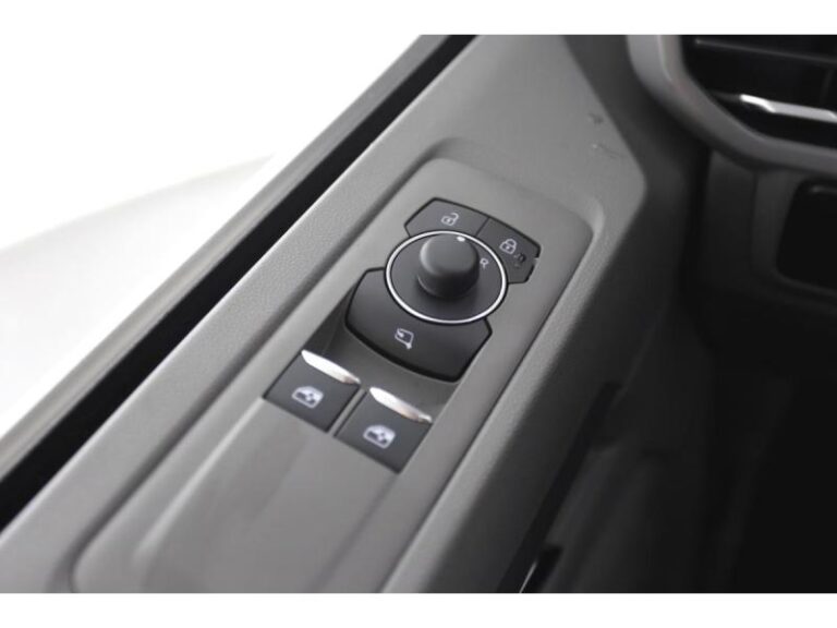 Volkswagen Transporter procab 2.0 TDI 170 BVA8 BUSINESS - Image 16 (July 7, 2026)