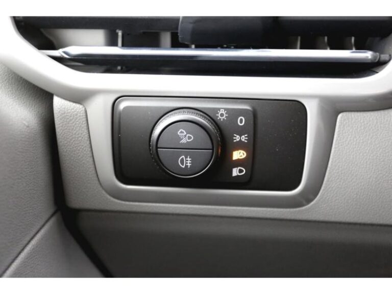 Volkswagen Transporter procab 2.0 TDI 170 BVA8 BUSINESS - Image 17 (July 7, 2026)