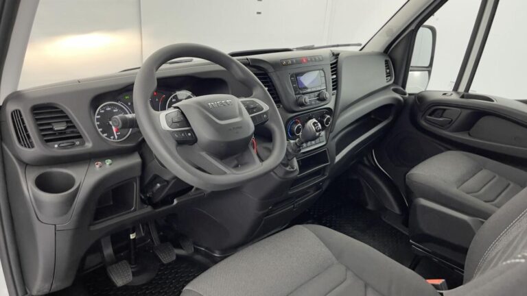 Iveco Daily 35s14h 3750 2.3 136ch benne alu jpm + grue pk 2900 - Image 06 (July 7, 2026)