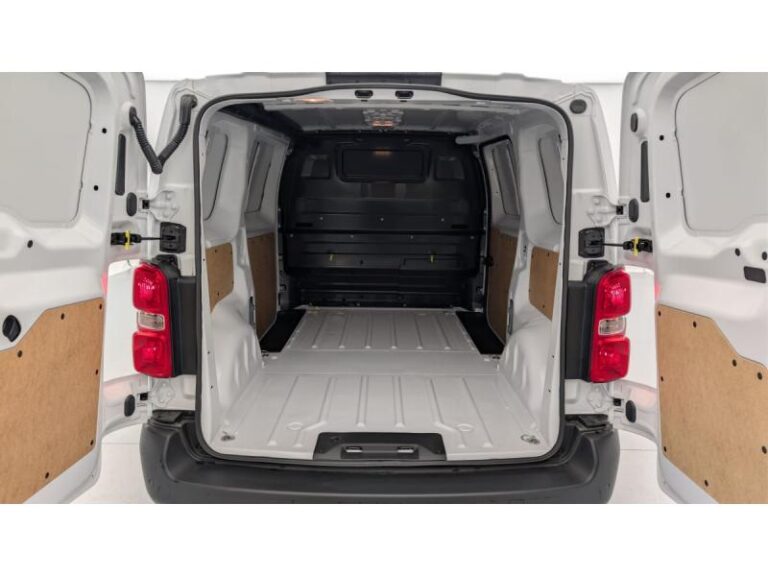 Peugeot Expert fourgon M BLUEHDI 120 S BVM6 - Image 11 (July 7, 2026)