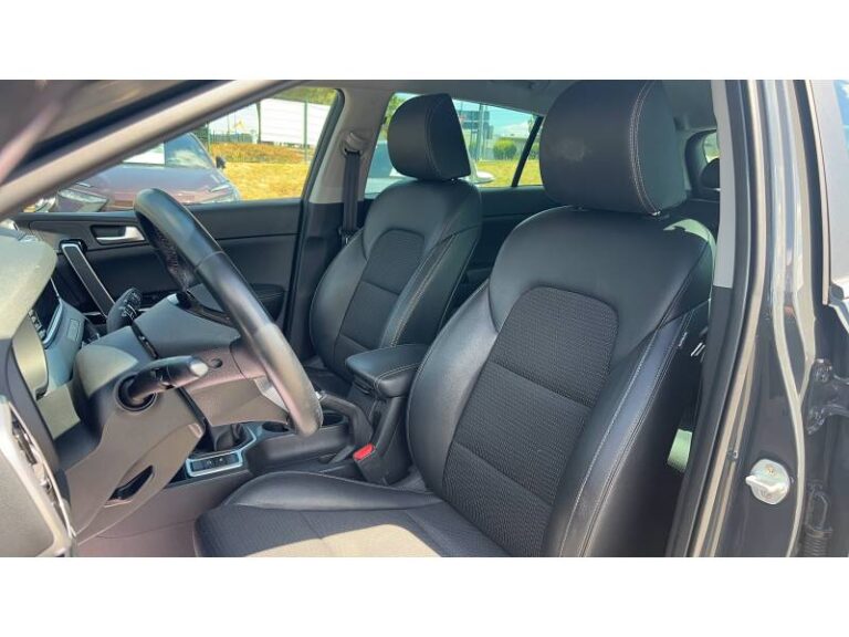 Kia Sportage 1.6 CRDi 136ch MHEV ISG BVM6 4×2 Black Edition Business - Image 10 (July 7, 2026)