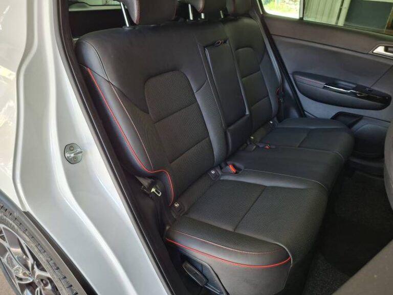 Kia Sportage 1.6 CRDi 115 ISG 4×2 BVM6 GT Line - Image 15 (July 7, 2026)