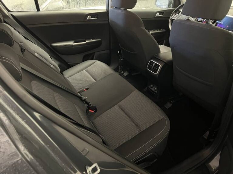 Kia Sportage 1.6 CRDi 136 ISG 4×2 DCT7 Design - Image 17 (July 7, 2026)