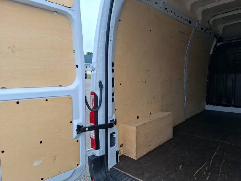Renault Master FOURGON FGN 3.5t 2.3 dCi 135 ENERGY CONFORT - Image 15 (July 7, 2026)