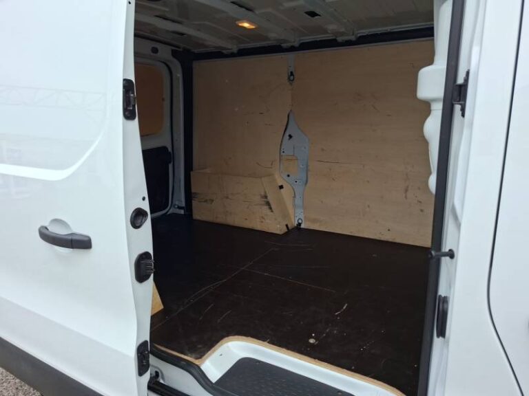 Renault Trafic FGN 3000 KG BLUE DCI 130 CONFORT - Image 14 (July 7, 2026)