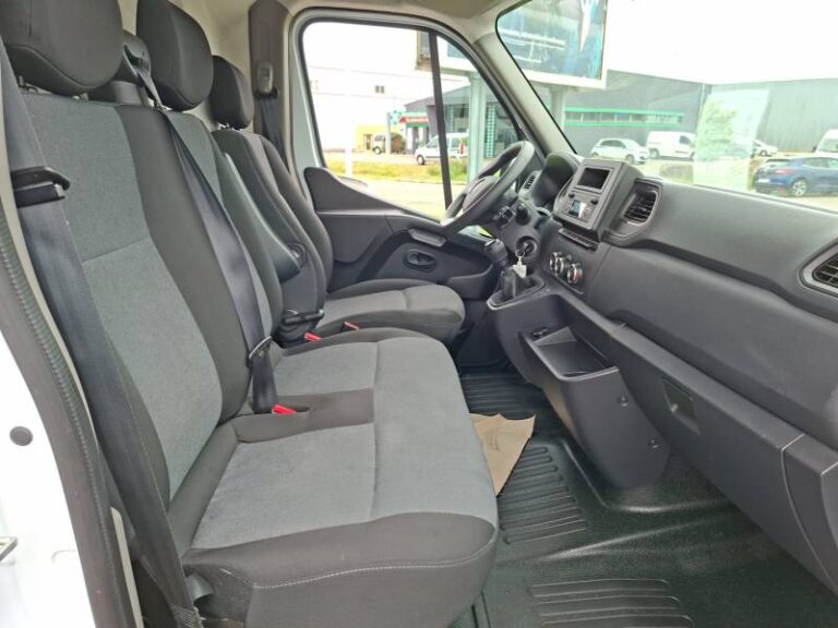 Renault Master FOURGON FGN TRAC F3300 BLUE DCI 135 CONFORT - Image 12 (July 7, 2026)