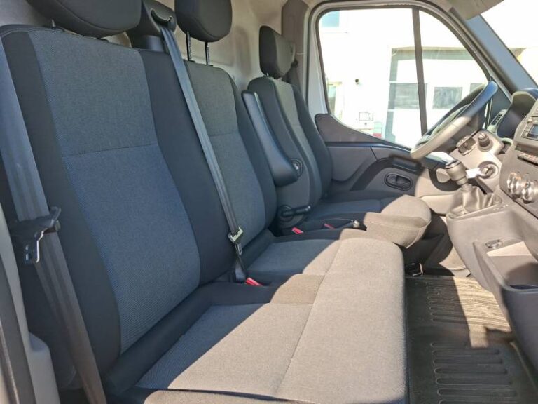 Renault Master FOURGON FGN TRAC F3500 BLUE DCI 135 CONFORT - Image 12 (July 7, 2026)