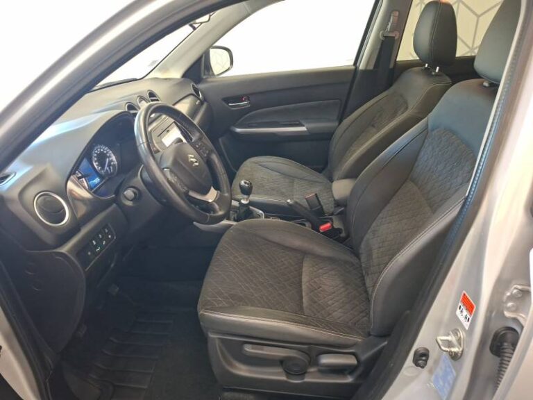 Suzuki Vitara 1.4 Boosterjet Allgrip Style - Image 13 (July 7, 2026)