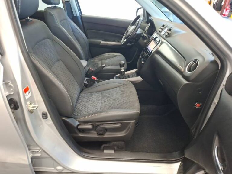 Suzuki Vitara 1.4 Boosterjet Allgrip Style - Image 15 (July 7, 2026)