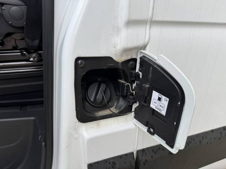 Renault Master FOURGON CA TRAC F3500 BLUE DCI 135 CONFORT - Image 08 (July 7, 2026)