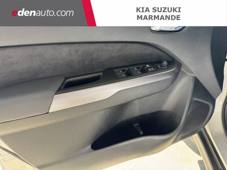 Suzuki Vitara 1.4 Boosterjet Hybrid Auto Style - Image 13 (July 7, 2026)