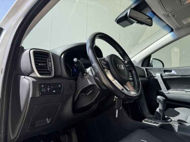 Kia Sportage 1.6 CRDi 115 ISG 4×2 BVM6 Active - Image 17 (July 7, 2026)