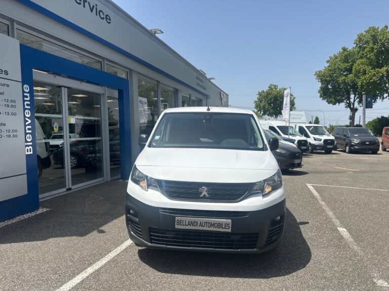Peugeot Partner FOURGON STANDARD 1000 KG BLUEHDI 100 S&S BVM5 ASPHALT - Image 02 (July 7, 2026)