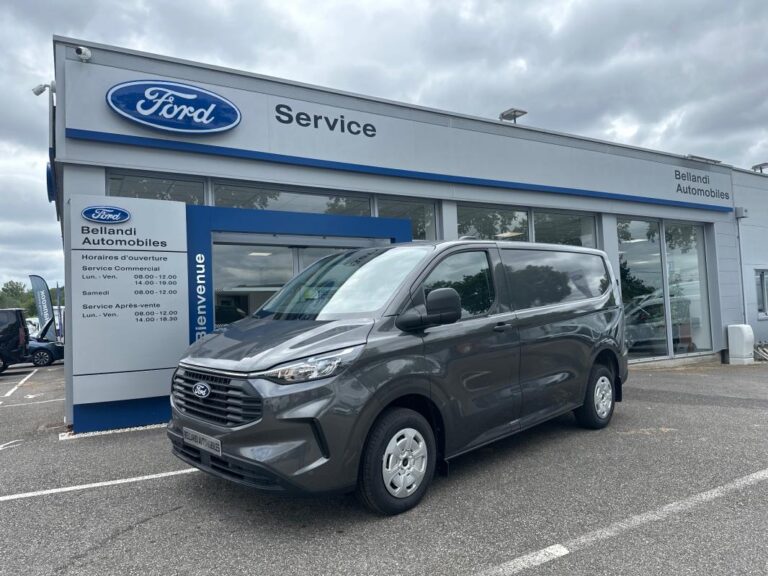 Ford Transit Custom FOURGON FGN 320 2.0 ECOBLUE 170 CH BVA8 TREND - Image 01 (July 7, 2026)