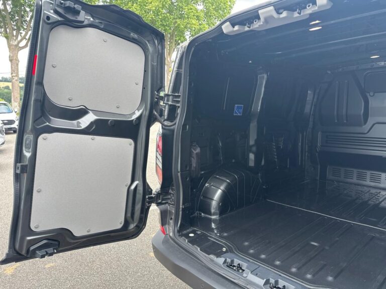 Ford Transit Custom FOURGON FGN 320 2.0 ECOBLUE 170 CH BVA8 TREND - Image 08 (July 7, 2026)