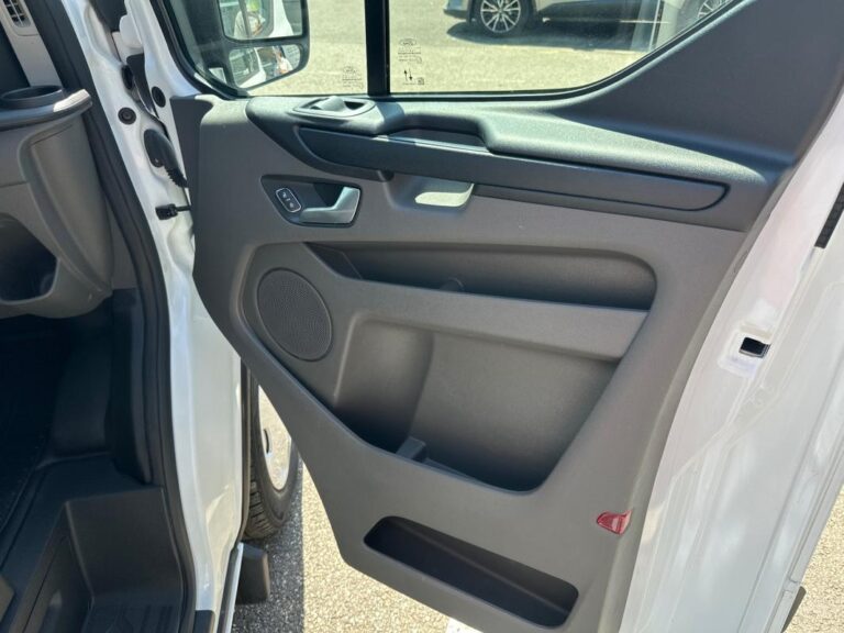 Ford Transit Custom FOURGON 280 2.0 ECOBLUE 105 TREND BUSINESS - Image 13 (July 7, 2026)