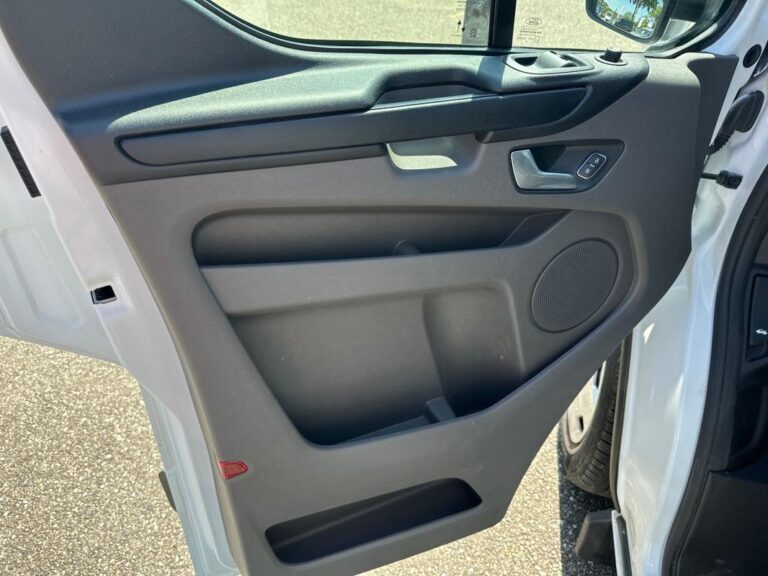 Ford Transit Custom FOURGON 280 2.0 ECOBLUE 105 TREND BUSINESS - Image 16 (July 7, 2026)