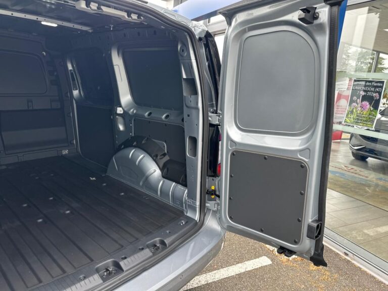 Ford Transit Connect FGN 2.0 ECOBLUE 122CH L2 DCT7 LIMITED - Image 10 (July 7, 2026)