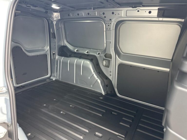 Ford Transit Connect FGN 2.0 ECOBLUE 122CH L2 DCT7 LIMITED - Image 11 (July 7, 2026)