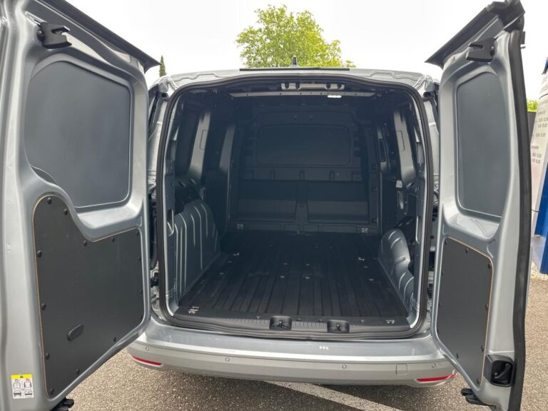 Ford Transit Connect FGN 2.0 ECOBLUE 122CH L2 DCT7 LIMITED - Image 08 (July 7, 2026)