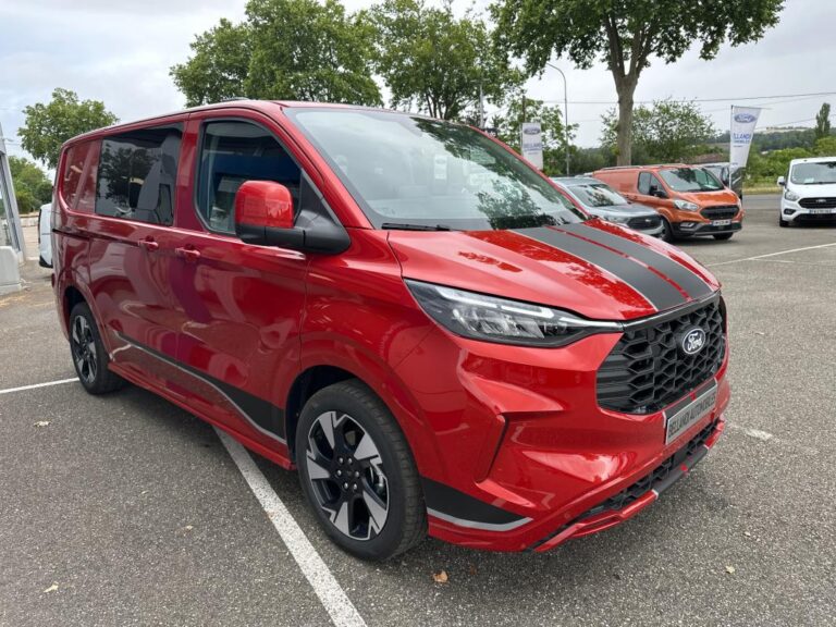Ford Transit Custom CABINE APPROFONDIE CA 320 2.0 ECOBLUE 170 CH BVA8 SPORT - Image 03 (July 7, 2026)
