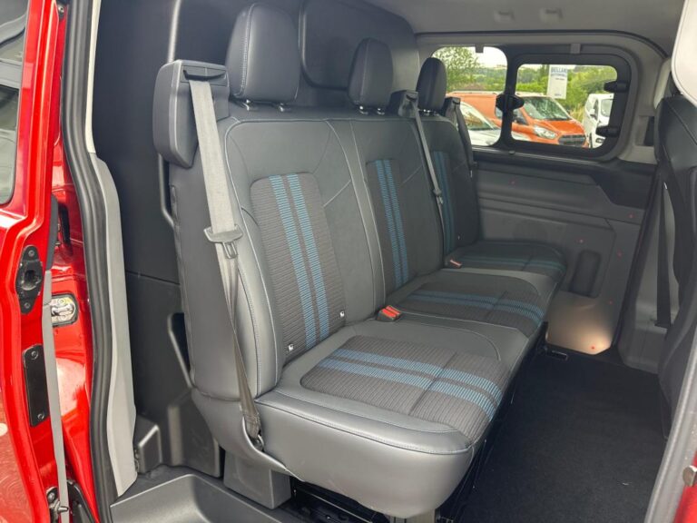 Ford Transit Custom CABINE APPROFONDIE CA 320 2.0 ECOBLUE 170 CH BVA8 SPORT - Image 08 (July 7, 2026)