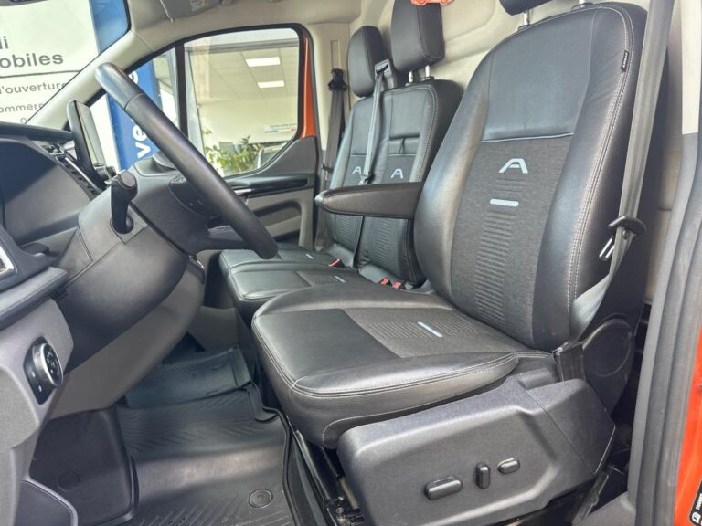 Ford Transit Custom FOURGON 2.0 ECOBLUE – 170 BVA S&S 300 ACTIVE - Image 16 (July 7, 2026)