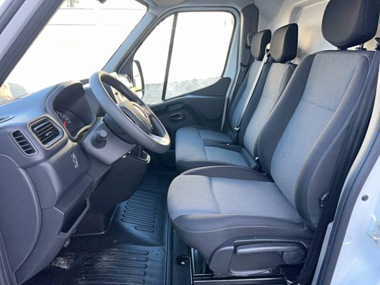 Renault Master FOURGON FGN TRAC F3500 BLUE DCI 135 CONFORT - Image 10 (July 7, 2026)