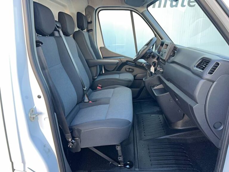 Renault Master FOURGON FGN TRAC F3500 BLUE DCI 135 CONFORT - Image 15 (July 7, 2026)