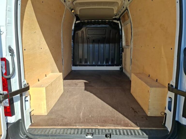 Renault Master FOURGON FGN TRAC F3500 BLUE DCI 135 CONFORT - Image 17 (July 7, 2026)