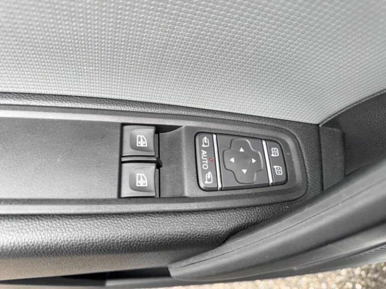 Renault Kangoo Van E-TECH ELECTRIQUE EV45 11KW EXTRA SESAME OUVRE TOI - Image 16 (July 7, 2026)