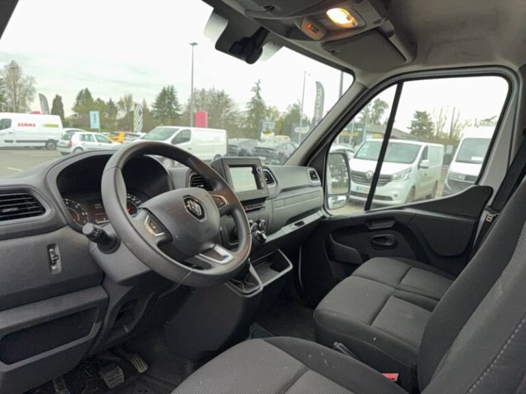 Renault Master FOURGON FGN TRAC F3300 BLUE DCI 135 GRAND CONFORT - Image 09 (July 7, 2026)