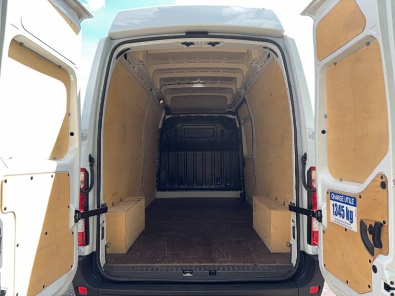 Renault Master FOURGON FGN TRAC F3500 BLUE DCI 135 CONFORT - Image 12 (July 7, 2026)