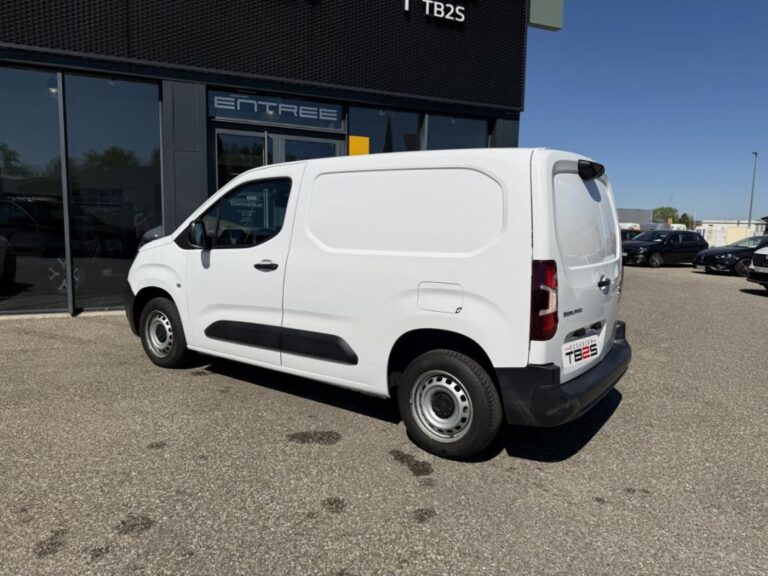 Citroën Berlingo III M 1000kg BlueHDi 100 S&S BVM Driver / 1ère main TVA récupérable Apple CarPlay - Image 06 (July 7, 2026)