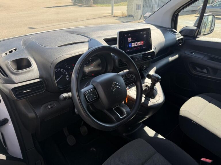 Citroën Berlingo III M 1000kg BlueHDi 100 S&S BVM Driver / 1ère main TVA récupérable Apple CarPlay - Image 09 (July 7, 2026)