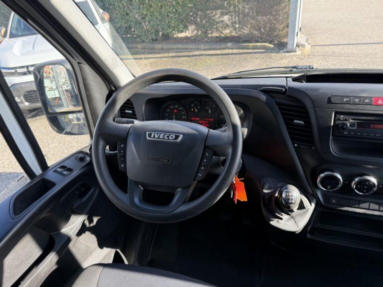 Iveco Daily 2.3 35S14 V11 H2 3520 - Image 10 (July 7, 2026)