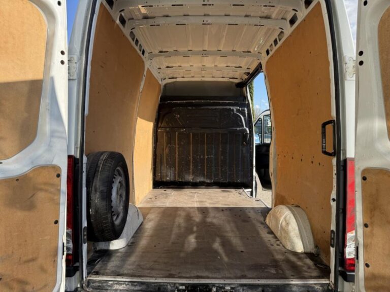 Iveco Daily 2.3 35S14 V11 H2 3520 - Image 14 (July 7, 2026)
