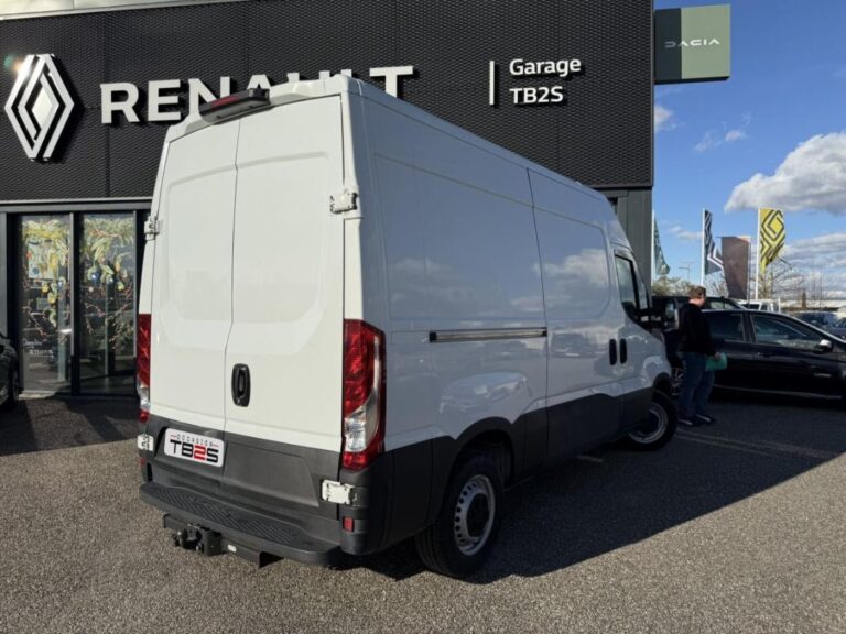 Iveco Daily 2.3 35S14 V11 H2 3520 - Image 03 (July 7, 2026)