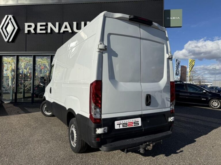 Iveco Daily 2.3 35S14 V11 H2 3520 - Image 04 (July 7, 2026)