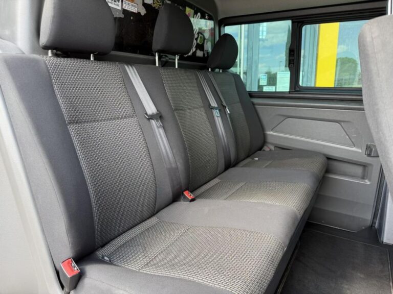 Volkswagen Transporter VI 2.0 TDi 150 Edition / 5 places 2ème main TVA Apple CarPlay sans fil - Image 18 (July 7, 2026)