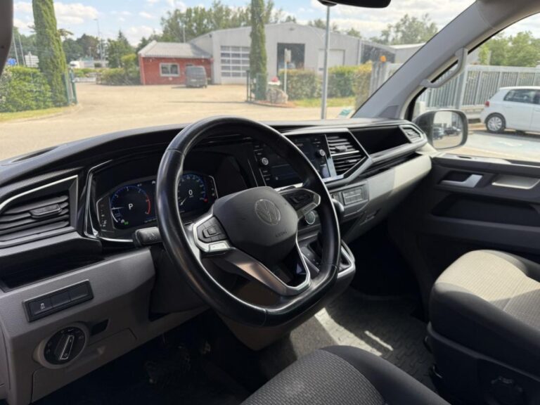 Volkswagen Transporter VI 2.0 TDi 150 Edition / 5 places 2ème main TVA Apple CarPlay sans fil - Image 08 (July 7, 2026)