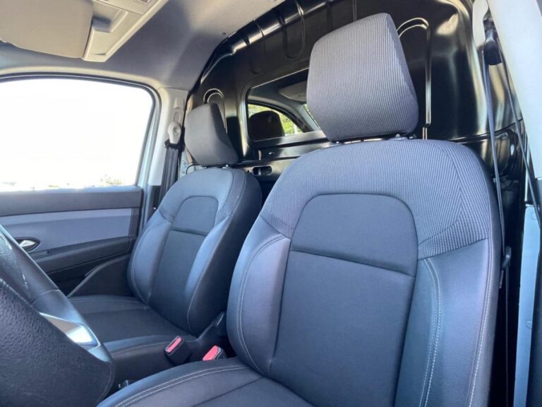Renault Kangoo III GD CONFORT – BLUE DCI 95 - Image 11 (July 7, 2026)