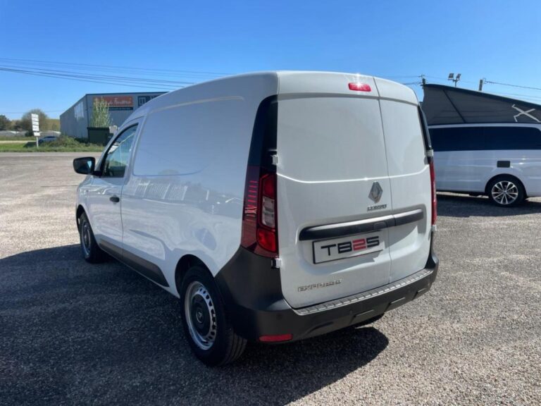 Renault Kangoo III GD CONFORT – BLUE DCI 95 - Image 03 (July 7, 2026)