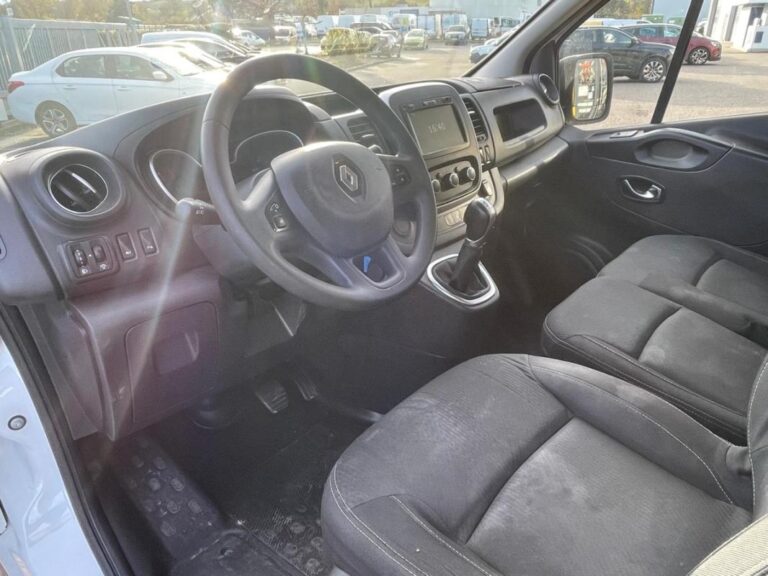 Renault Trafic III FG GCF 1200 Energy dCi 145 EDC - Image 11 (July 7, 2026)