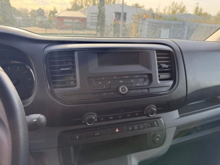 Fiat Scudo III 1.5 BHDi 100ch 6.1 XL - Image 17 (July 7, 2026)