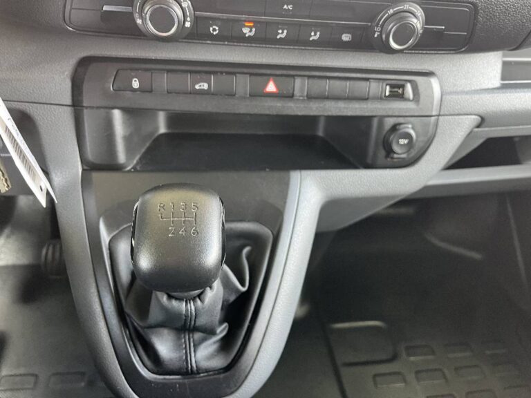 Citroën Jumpy III M 1.5 BLUEHDI 120CH S&S DRIVER - Image 16 (July 7, 2026)