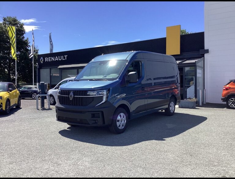 Renault Master EXTRA 3.5T BLUE DCI 150 - Image 01 (July 7, 2026)