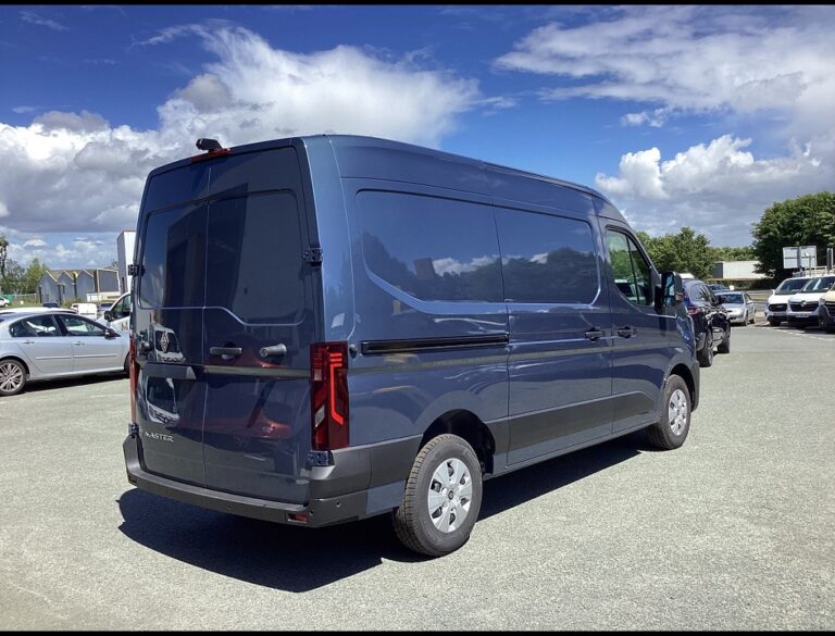 Renault Master EXTRA 3.5T BLUE DCI 150 - Image 05 (July 7, 2026)